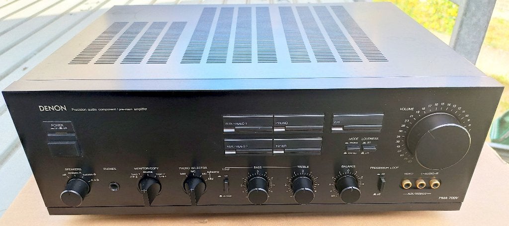 Denon PMA-700 V, TV, Hi-fi & Vidéo, Enlèvement ou Envoi, Denon, 60 à 120 watts, Stéréo