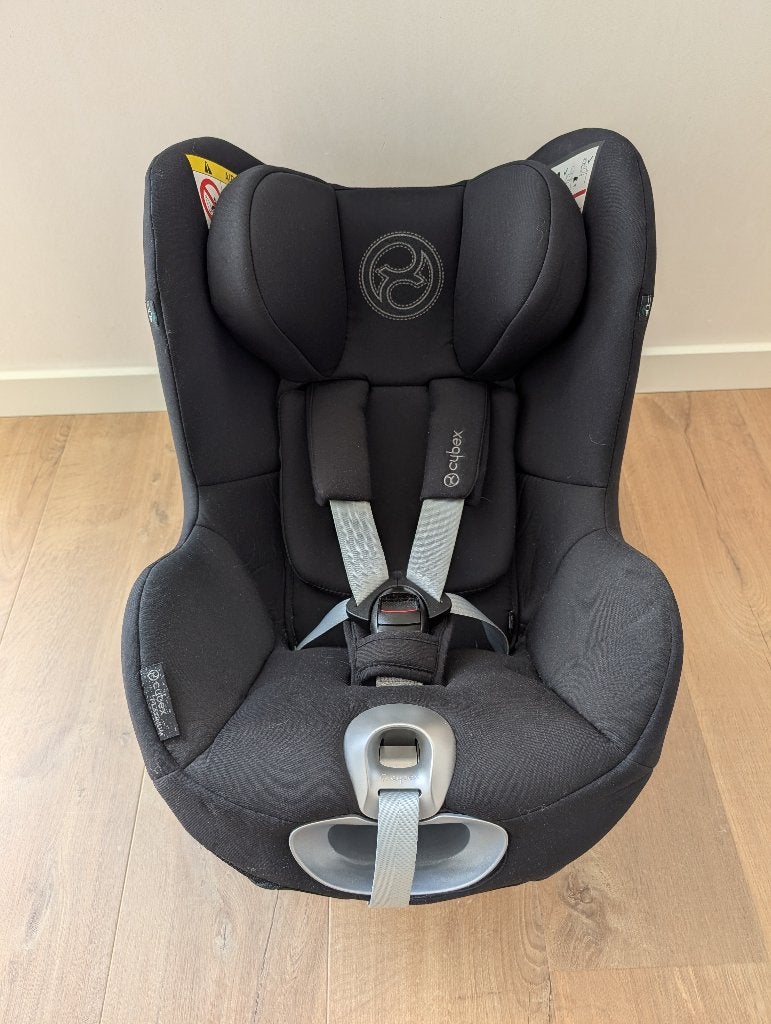 Autostoel Cybex Sirona Z2 i-Size Deep Black + basis Z2 base, 0 t/m 18 kg, Zo goed als nieuw, Isofix, Slaapstand