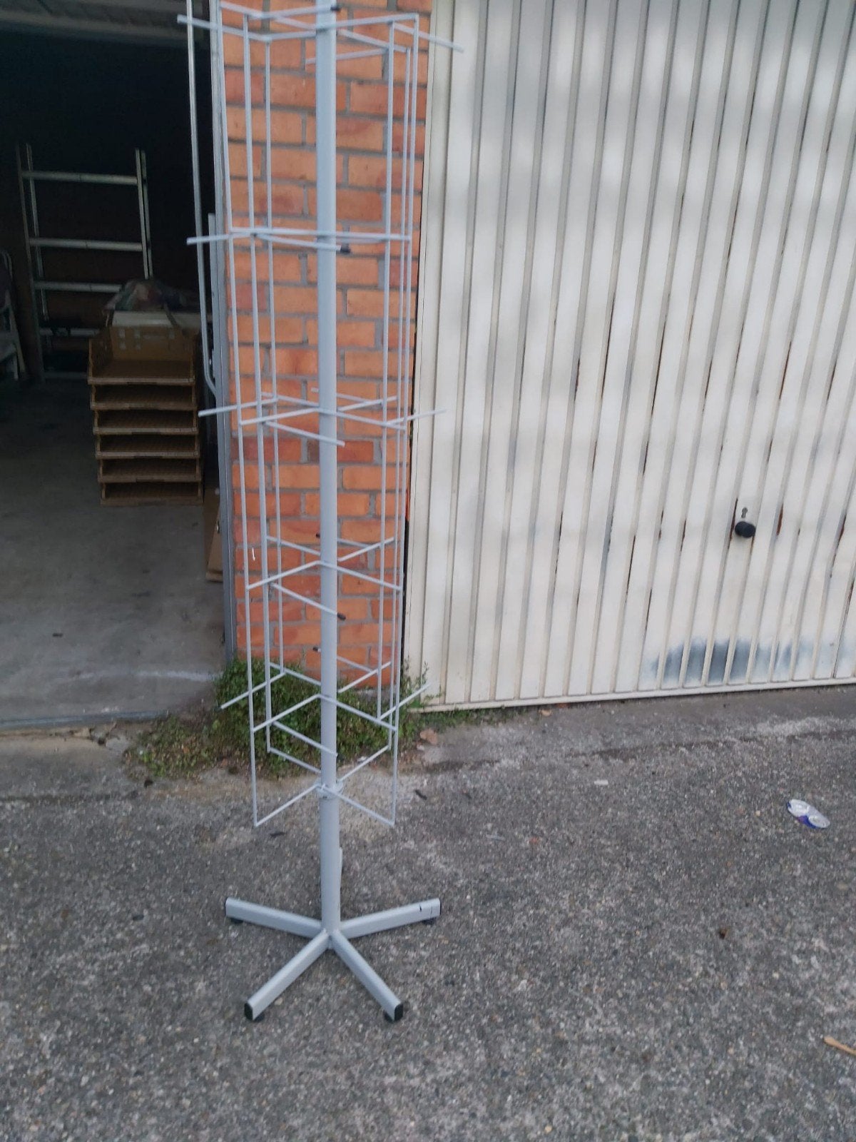 Draaibare metalen displaystandaard, Tuin en Terras, Droogmolens en Wasrekken, Ophalen