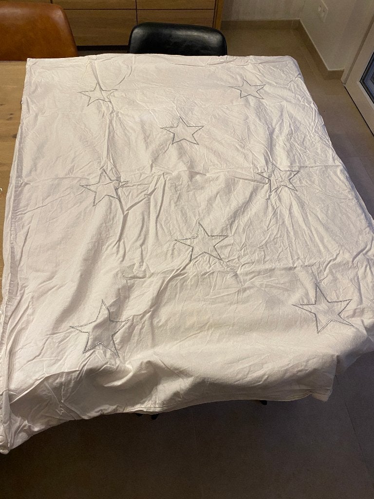 Baby beddengoed met bijhorende kussensloop met witte sterren, Kinderen en Baby's, Gebruikt, Jongetje of Meisje, Wit, Dekbedovertrek