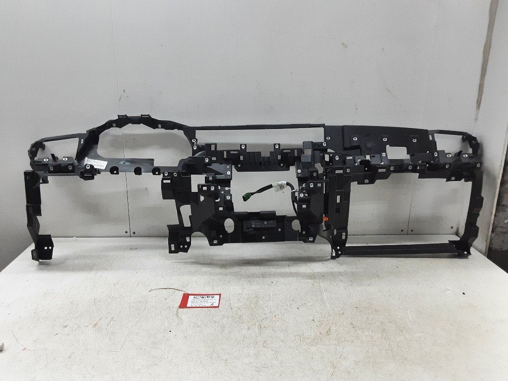 TABLEAU DE BORD Jeep Grand Cherokee L (WL) (68376610AF), Jeep, Mevr. I. Hauben, Utilisé, Rue de l'Espoir 34 34
4030  GRIVEGNÉE, BE