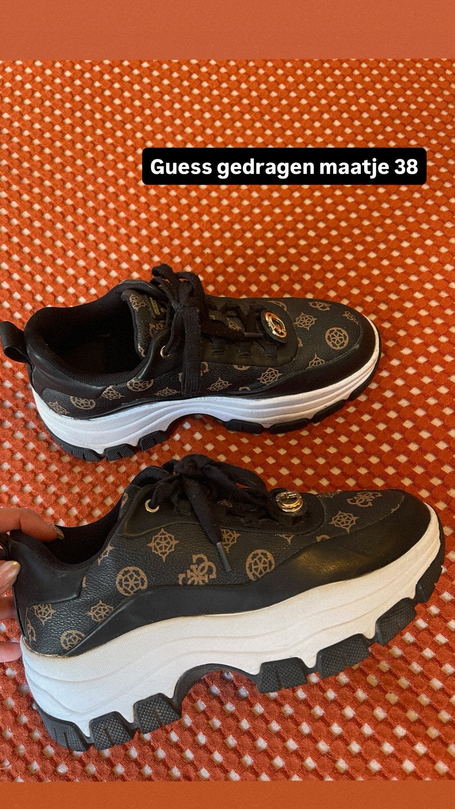 Guess, Ophalen, Zwart, Sneakers, Gedragen