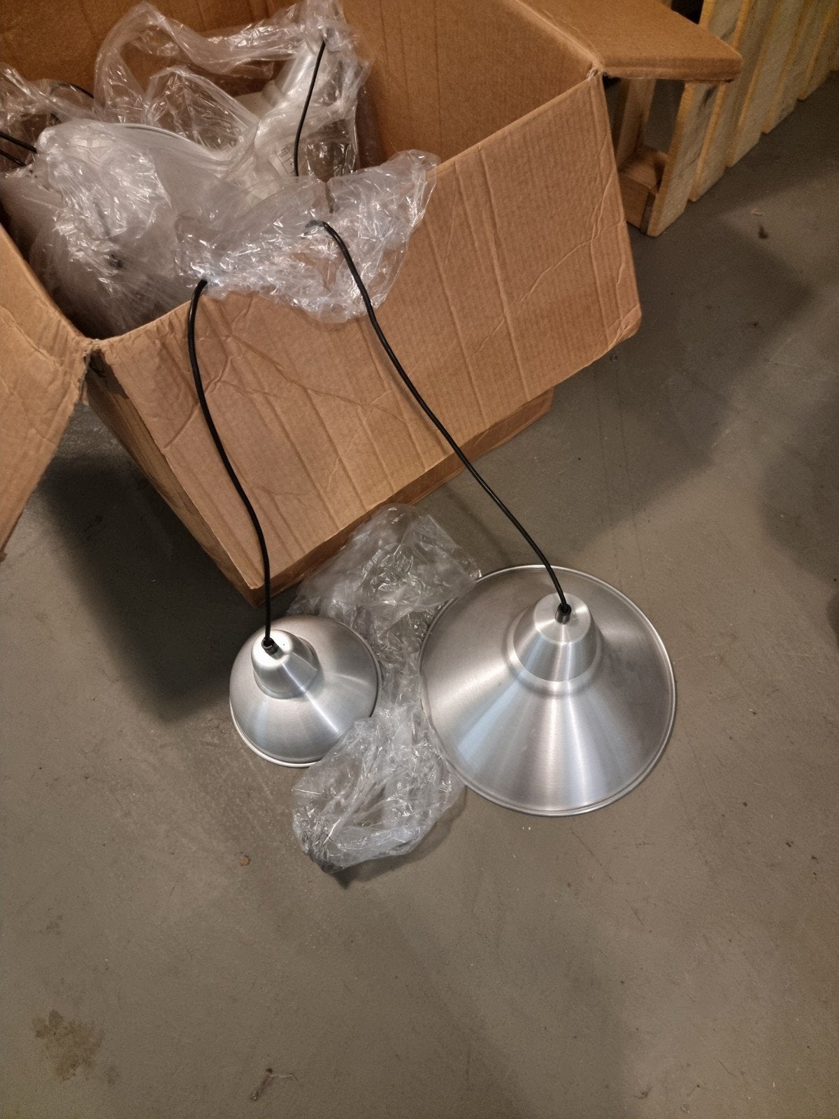 Lot vintage metalen hanglampen Ikea te koop 9 stuks totaal, Ophalen