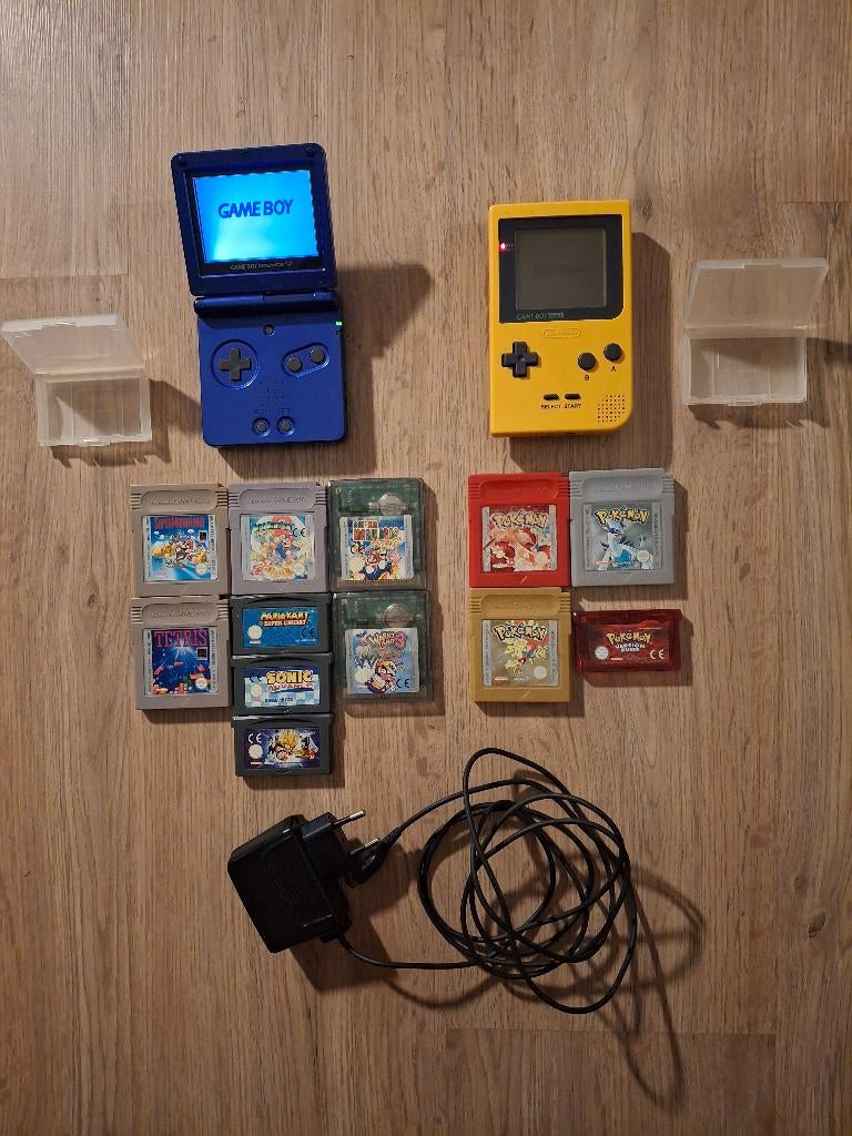 Vend lot rétro Nintendo 2 consoles + Jeux Pokémon et +, Consoles de jeu & Jeux vidéo, Jeux | Nintendo Game Boy, Enlèvement ou Envoi