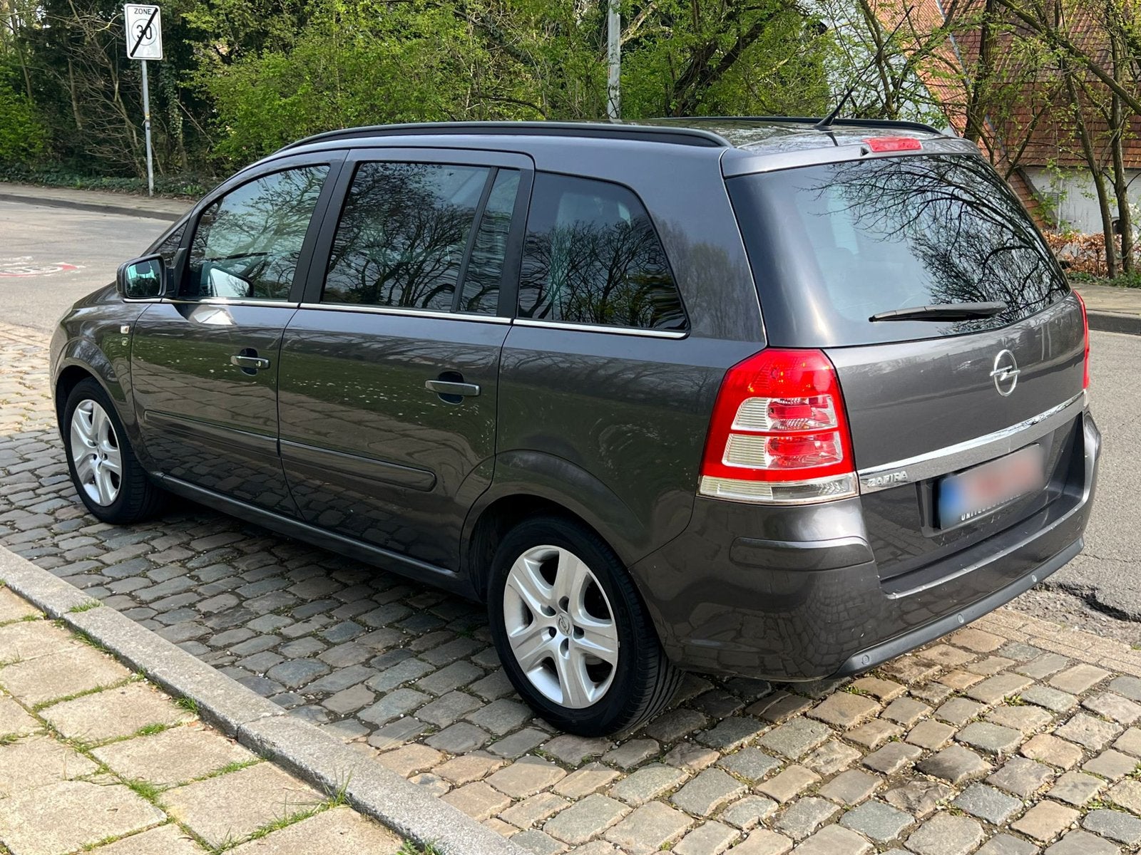 Opel zafira 7 zitplaats (132.000km) benzine, Auto's, Volkswagen, Elektrische ramen, Bedrijf, Te koop, Benzine