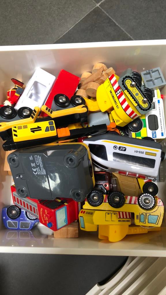 Autobanen twee stuks, bak met kleine auto’s twee stuks, Ophalen of Verzenden, Gebruikt