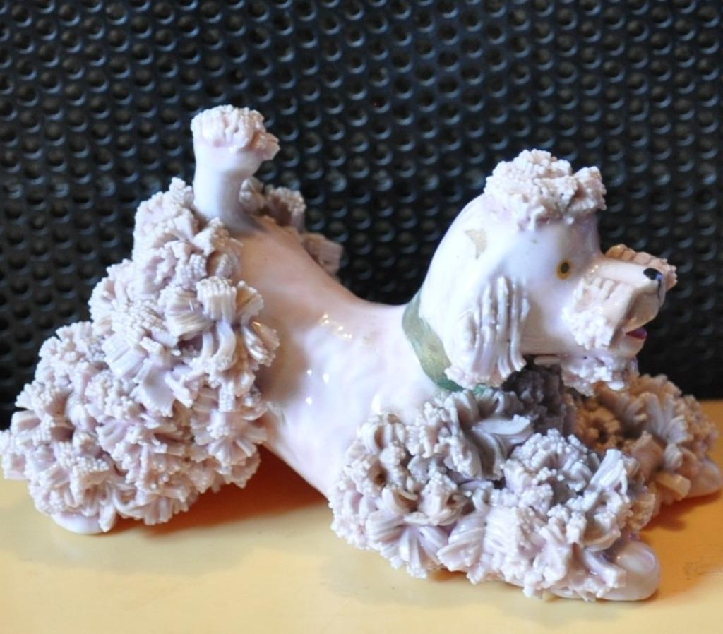 caniche faience spagetti vintage circa 50, Antiquités & Art, Enlèvement ou Envoi