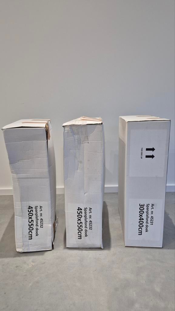 Nieuw spanplafond (450x550 / 300x400) + 12 kunststofprofiel, Ophalen