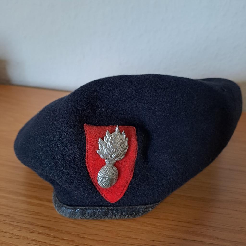Béret de gendarmerie, Envoi, Gendarmerie