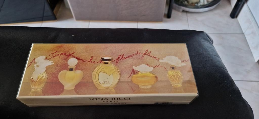 Coffret de 5 miniatures EDT Nina Ricci, Collections, Enlèvement ou Envoi, Comme neuf