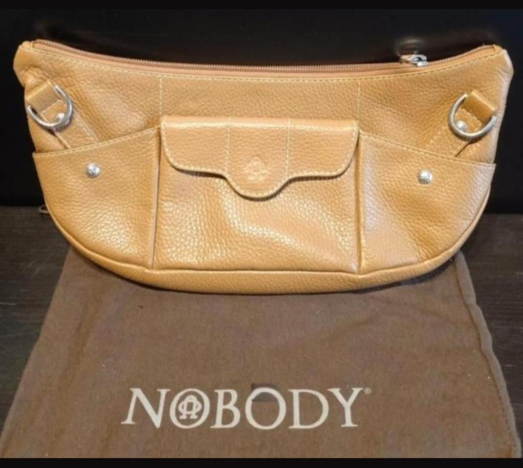Sac à main Nobody couleur camel, Bijoux, Sacs & Beauté, Sacs | Sacs Femme, Enlèvement ou Envoi, Comme neuf, Beige, Sac à main
