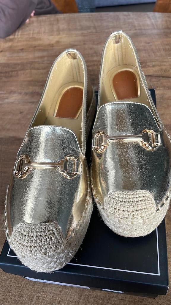 Chaussures dorées pour femmes taille 39, Enlèvement, Comme neuf