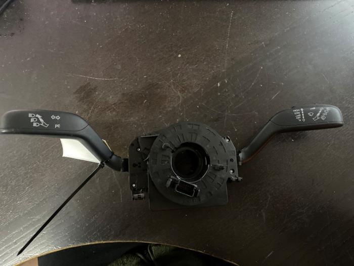 Commutateur combi colonne de direction d'un Skoda Fabia, -, 3 mois de garantie, Utilisé, Skoda