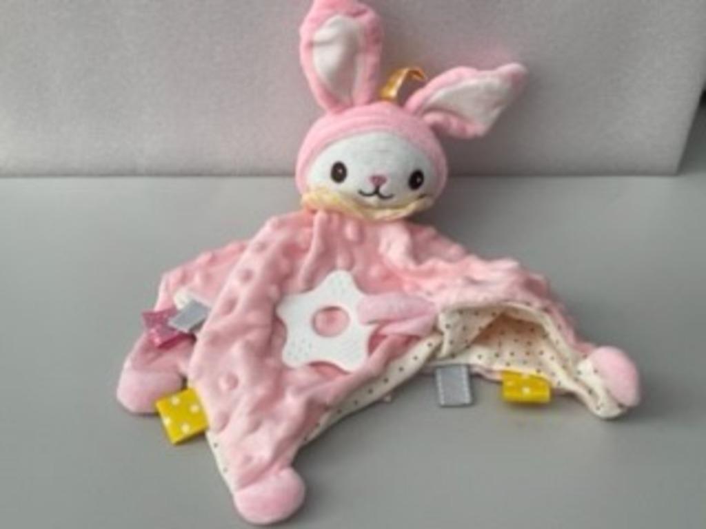 Baby knuffeldoek konijn /marionet/ bijtring NIEUW, Kinderen en Baby's, Ophalen