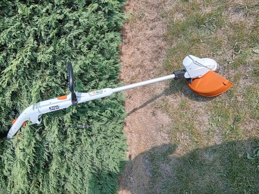 Stihl FSE 52 elektrische grastrimmer, Jardin & Terrasse, Coupe-bordures, Comme neuf, Électrique, 30 à 50 cm, Enlèvement