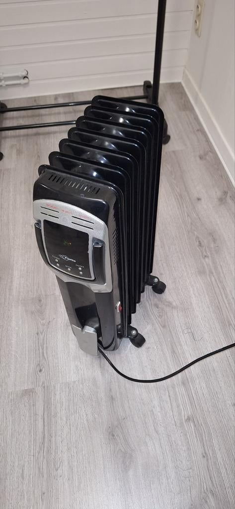 Kleine olieradiator, Doe-het-zelf en Bouw, Verwarming en Radiatoren, Ophalen, Zo goed als nieuw