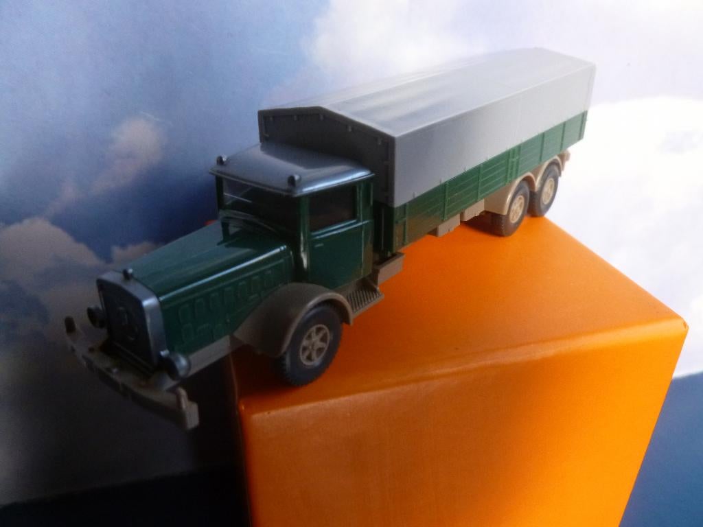 Ancien grand Camion MERCEDES 1/87 HO WIKING Germany Neuf, Enlèvement ou Envoi, Neuf, Bus ou Camion, Wiking