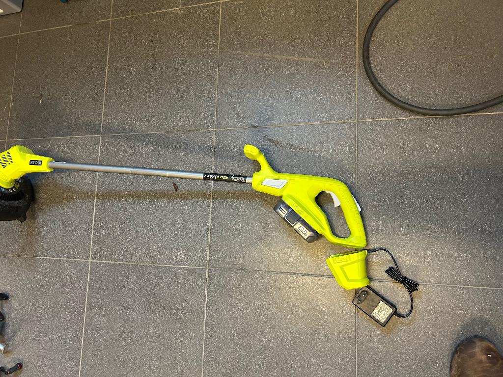 Grastrimmer, Enlèvement, Comme neuf, Batterie