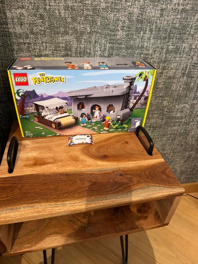 Lego 21316 The Flinstones, Ophalen of Verzenden, Zo goed als nieuw