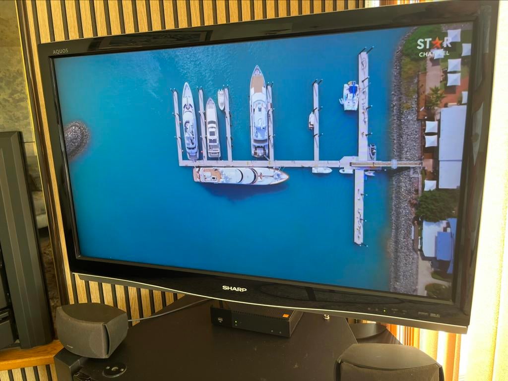 Sharp TV, 90x58 cm, in goede staat., Audio, Tv en Foto, Televisies, Ophalen, Gebruikt, LCD, Sharp