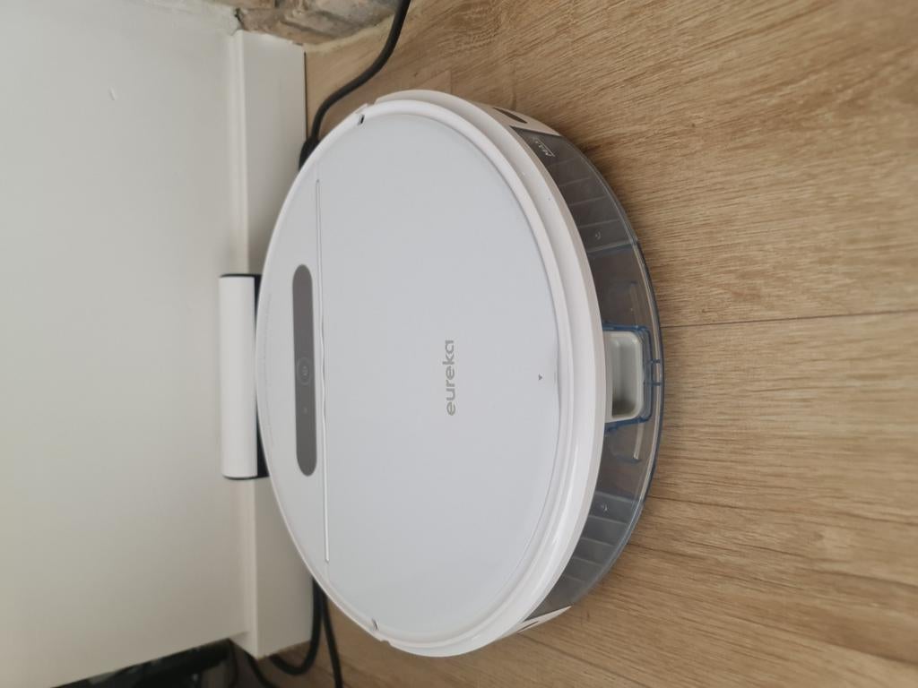 Aspirateur robot avec fonction d'aspiration et de nettoyage, Enlèvement ou Envoi, Comme neuf, Aspirateur robot