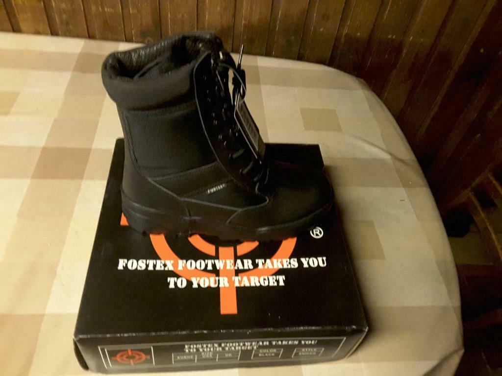 Combat sniper boots fostex  25 euro en snowboots 23 euro, Articles professionnels, Enlèvement ou Envoi