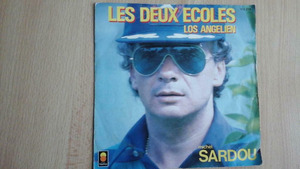 vinyl 45T/2Titres   18cm "sardou les 2 écoles"   '84, Enlèvement ou Envoi, 7 pouces, Autres genres, Single