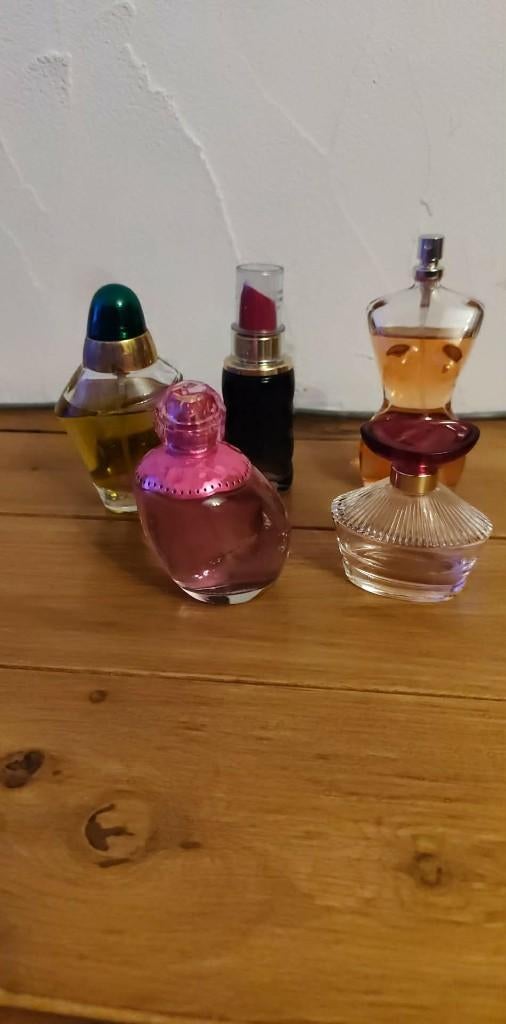 LOT DE 4 PARFUMS, Verzamelen, Ophalen, Nieuw, Parfumfles