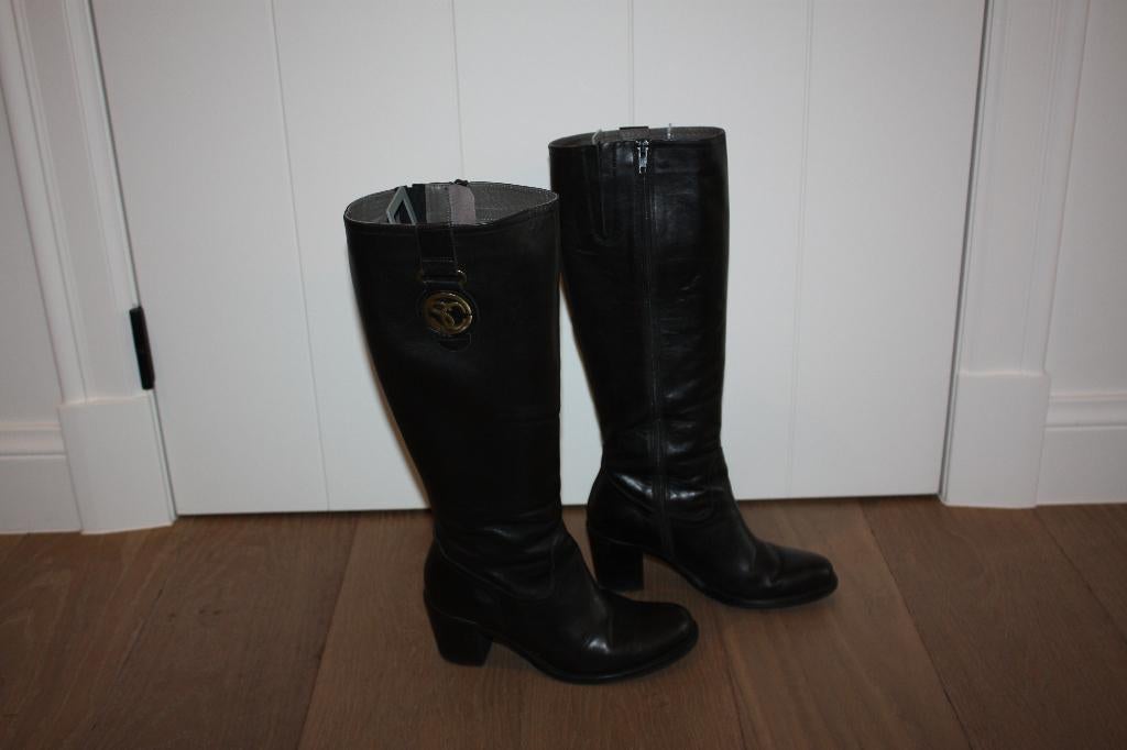 Zeer mooie lederen laarzen van Scapa, maat 37, Kleding | Dames, Schoenen, Hoge laarzen, Scapa, Zwart, Ophalen of Verzenden