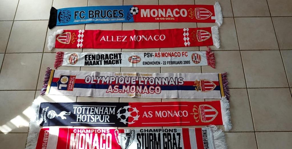 Lot de foulards Monaco pour collectionneurs (6 pièces), Envoi, Comme neuf, Fanion ou Écharpe