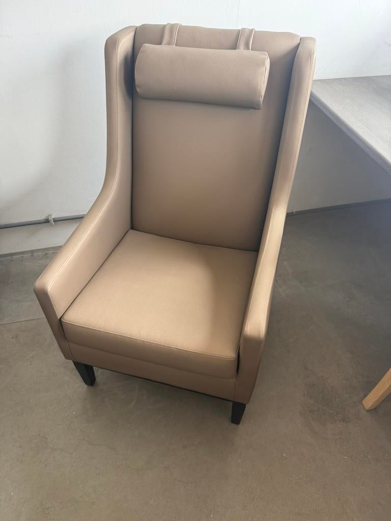 Zetel , fauteuil nieuw toonzaalmodel, Ophalen, Nieuw