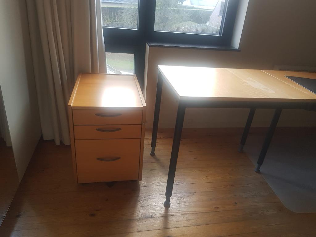 BUREAU met LADENBLOK, Enlèvement, Réglable en hauteur, Utilisé