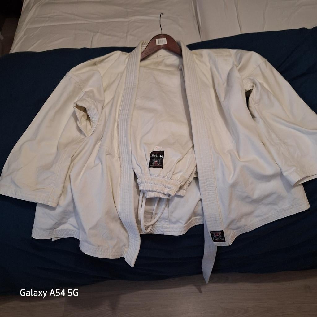 Kimono 140 Fuji-Gi, Ophalen, Zo goed als nieuw, Judo, Vechtsportkleding