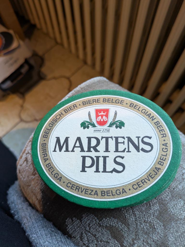 Martens pils, Verzamelen, Biermerken, Ophalen of Verzenden, Zo goed als nieuw, Viltje(s)
