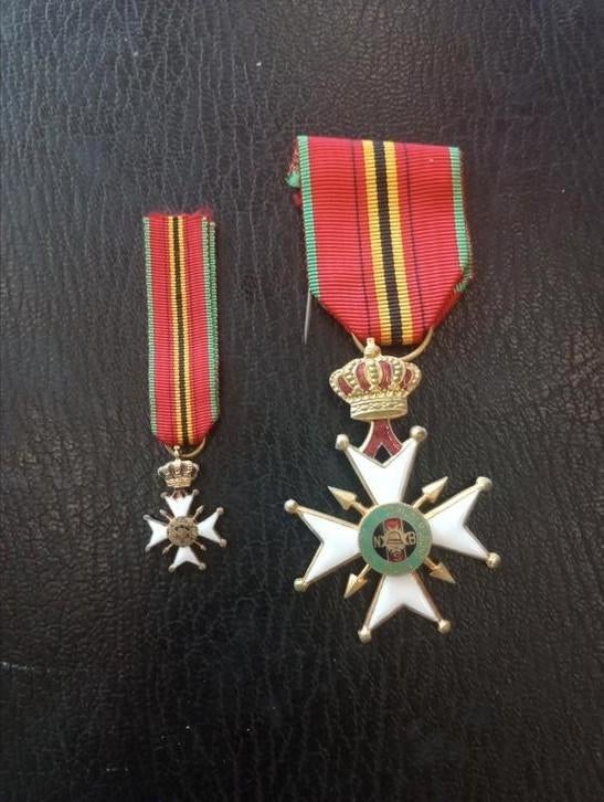 Médaille et mignonette militaires belges, Collections, Enlèvement ou Envoi