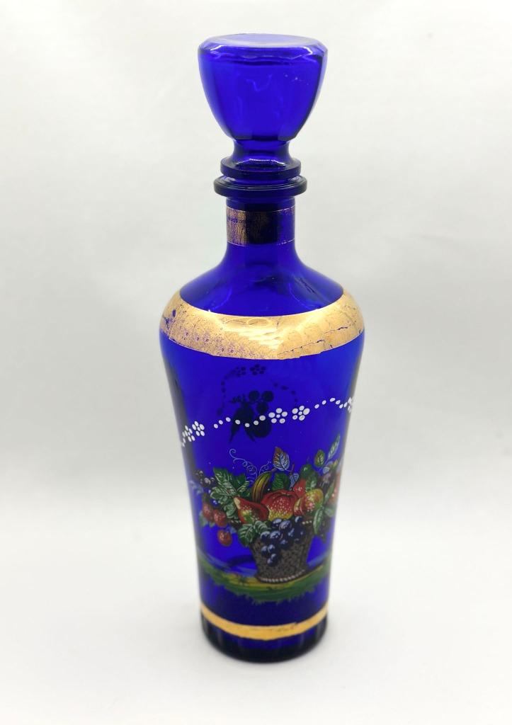 Vintage kobaltblauwe karaf met bloemenpatroon, Antiek en Kunst, Antiek | Glaswerk en Kristal, Ophalen of Verzenden