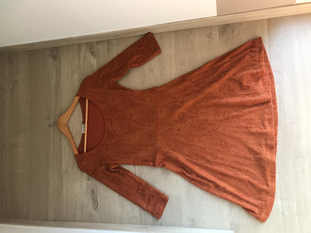 Lola en Liza oranje kleedje met driekwart mouwen maat XS, Enlèvement ou Envoi, Lola & Liza, Comme neuf, Taille 34 (XS) ou plus petite