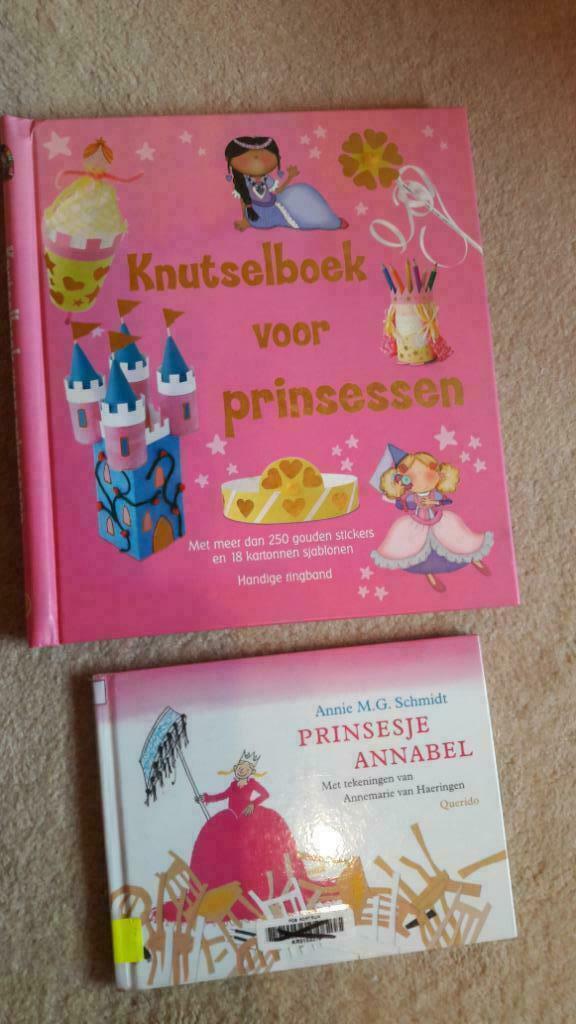 knutselboek voor prinsessen +prinsesje annabel, Enlèvement ou Envoi, Comme neuf
