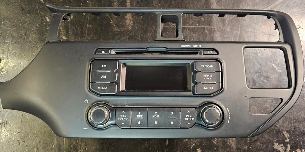 Kia Rio 3 Radio/Hyundai, Enlèvement ou Envoi