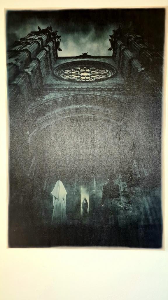 Foto op hout The Nun, Ophalen