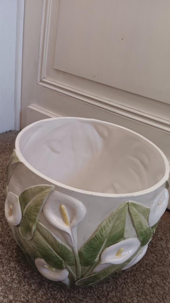 ZEER DECORATIEVE POT OF CACHEPOT, LENTESTIJL,, Ophalen