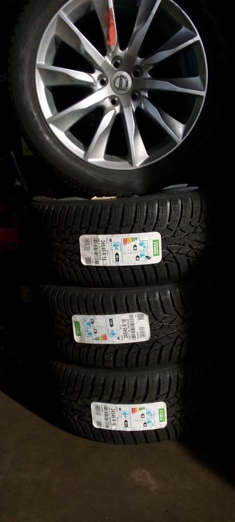 Jantes d'hiver Volvo d'origine avec pneus neufs, Enlèvement