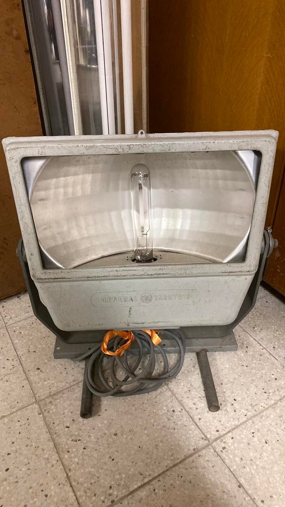Lichtbak om schilderwerken of bouwwerken te doen!!!, Enlèvement, Utilisé, 200 à 500 watts, Lampe avec luminaire