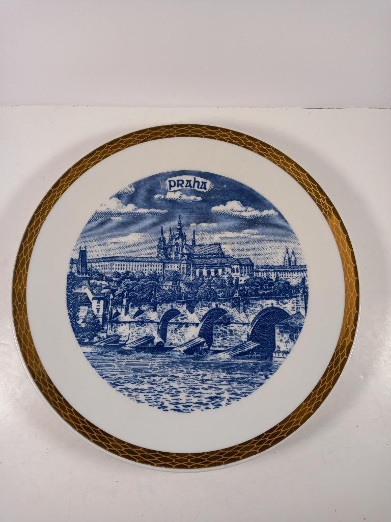Assiette decorative de la ville Praha - Henriette, Maison & Meubles, Assiettes(s), Enlèvement ou Envoi, Comme neuf, Autres styles