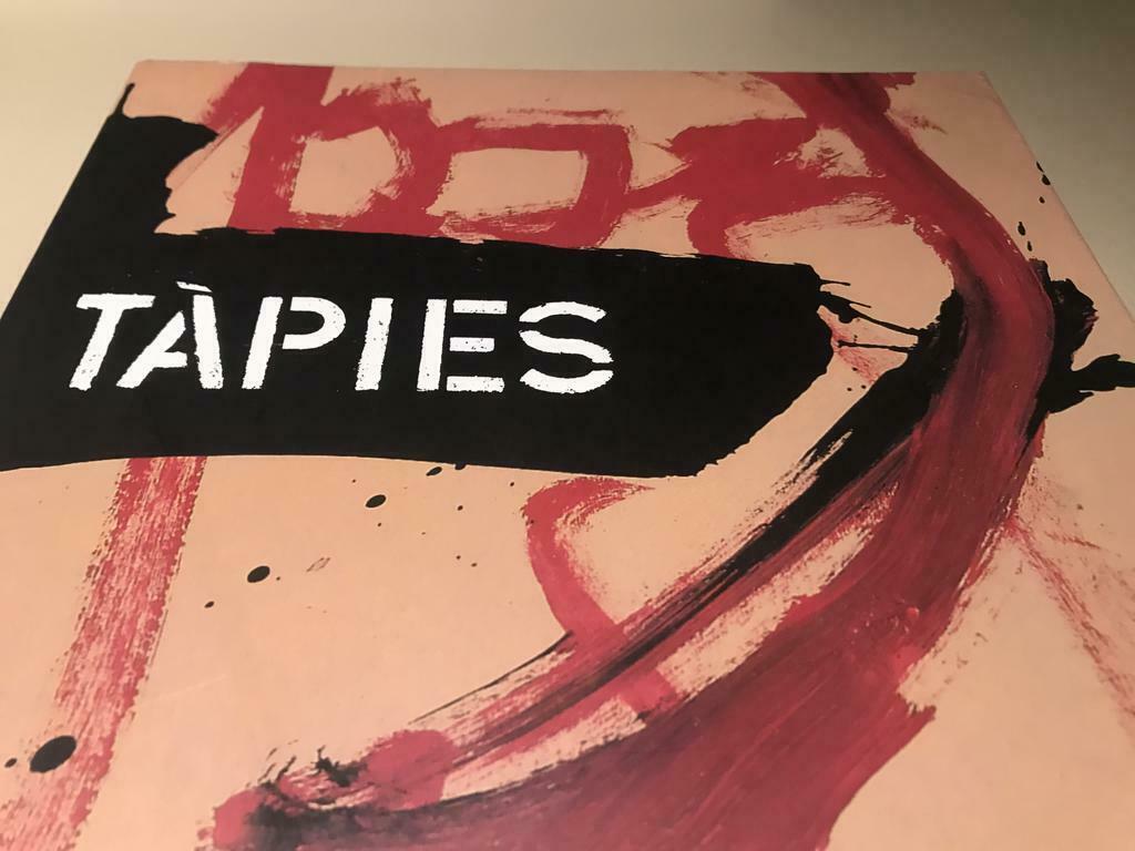 Antoni Tàpies peintures dessins 300pag, Ophalen of Verzenden, Zo goed als nieuw, Schilder- en Tekenkunst