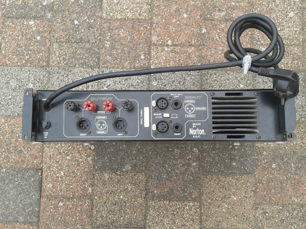 PA 9600 versterker in werkende staat, Muziek en Instrumenten, Ophalen, Gebruikt, P.A.