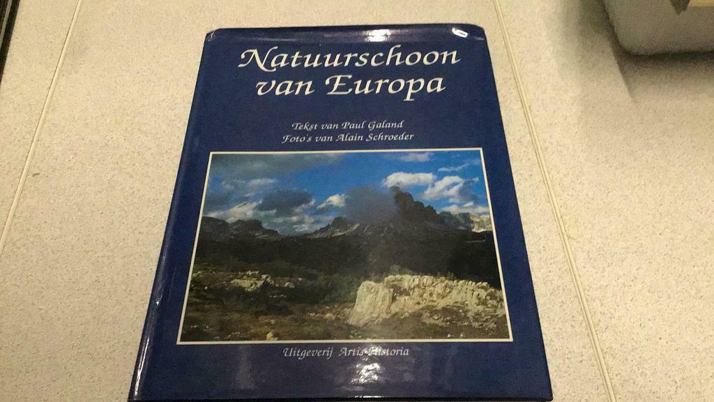 Natuurschoon van Europa Artis historia (z K1), Ophalen of Verzenden, Zo goed als nieuw, Artis, Prentenboek