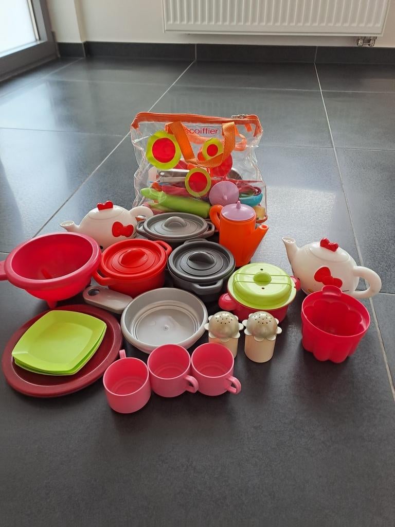 Speelgoed keuken service, Kinderen en Baby's, Ophalen, Zo goed als nieuw