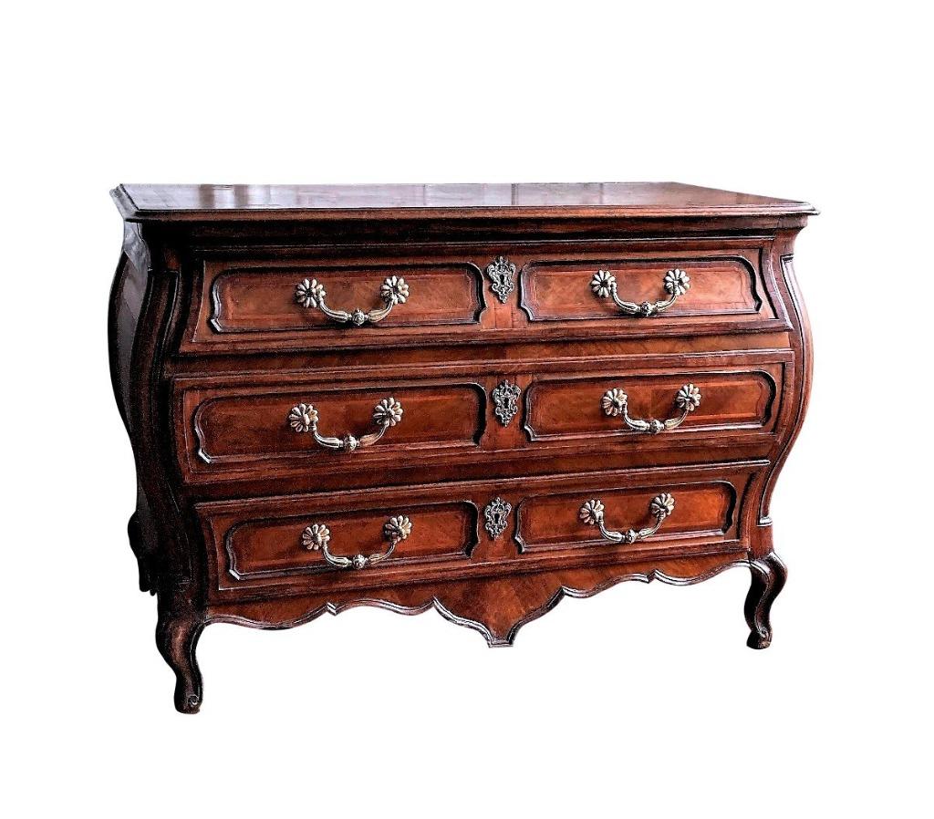 Commode bordelaise d'époque Louis XV, Enlèvement ou Envoi