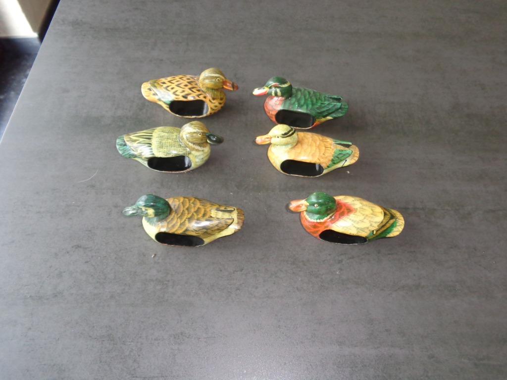 6 beaux porte-serviettes en forme de canards, Enlèvement